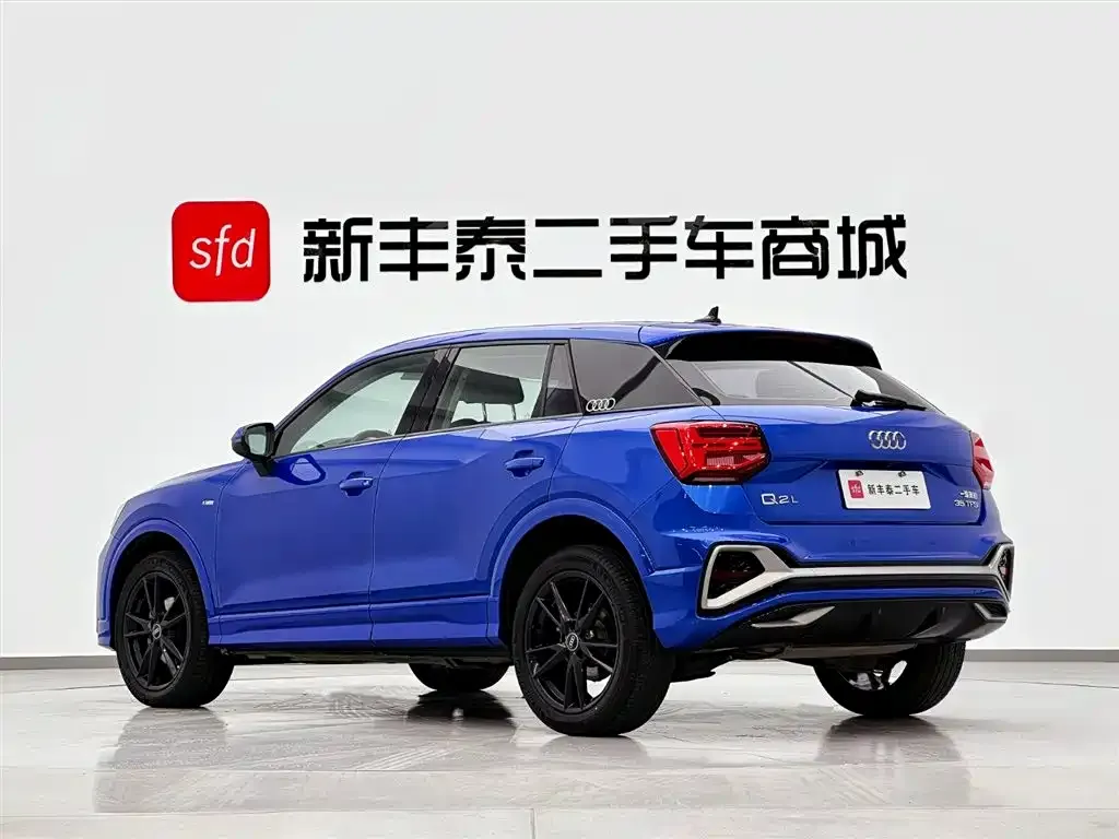 Audi Q2L 2023 из CN, фото 6