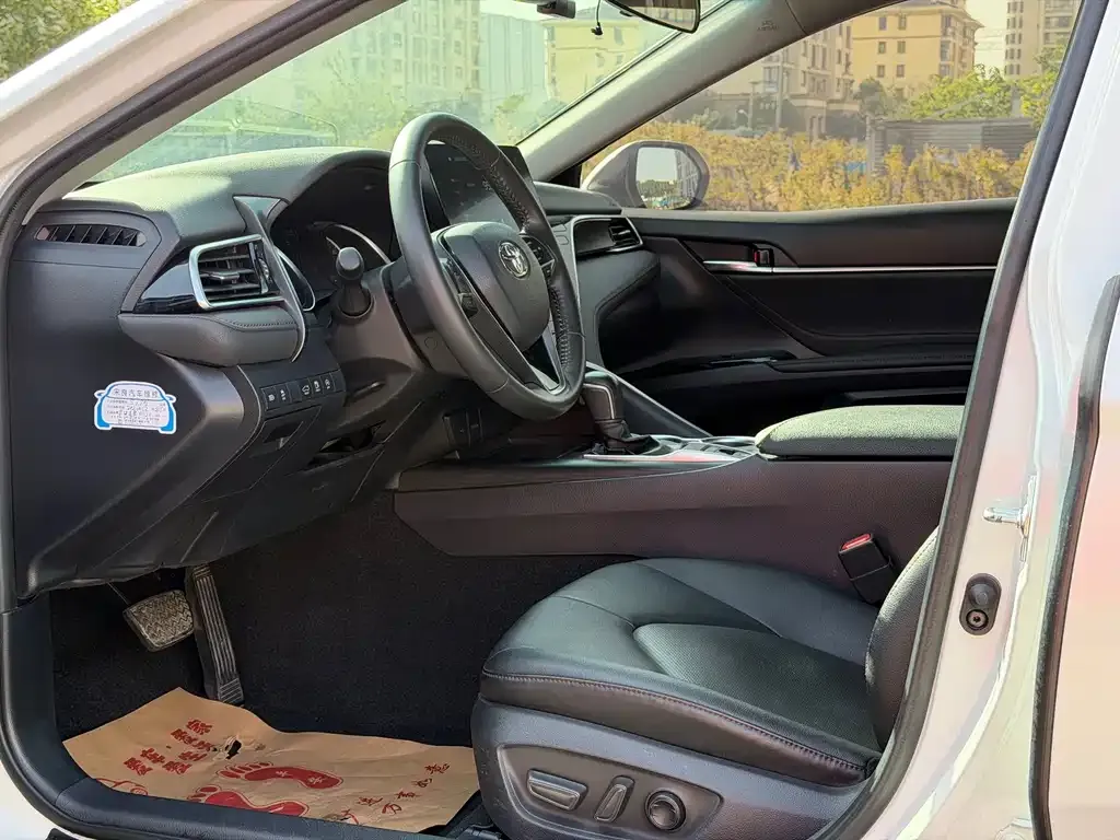 Toyota Camry 2022 из CN, фото 7
