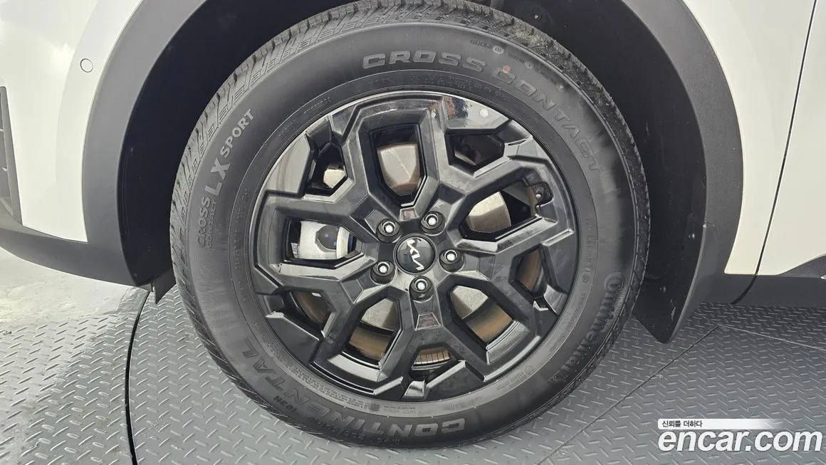 Kia Sorento — фото 5