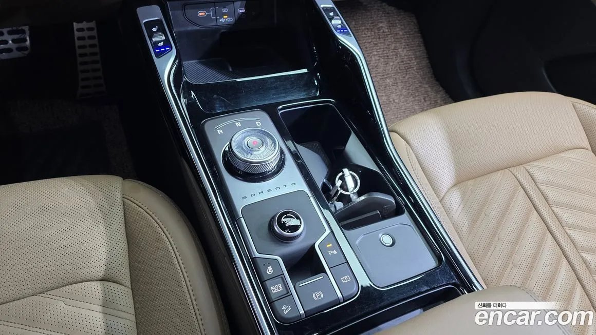 Kia Sorento — фото 9