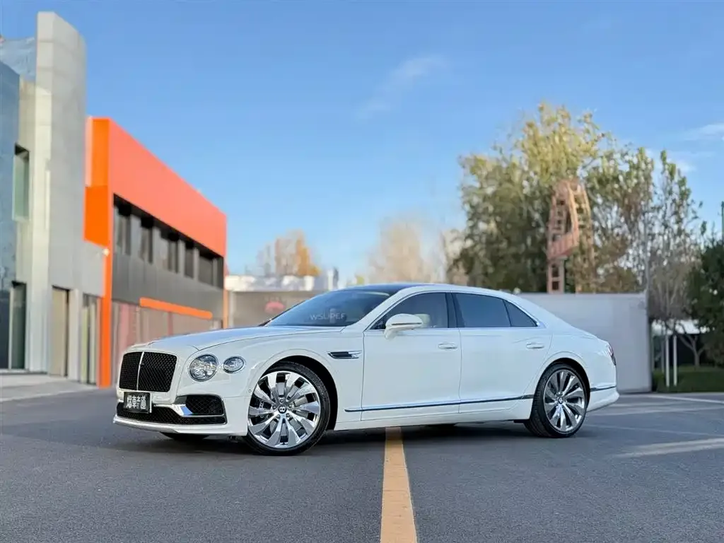 Bentley Flying Spur 2024 из CN, фото 1