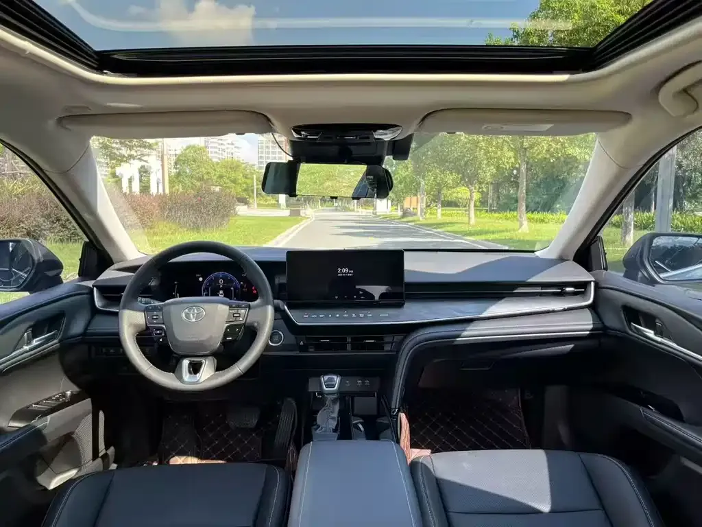 Toyota Camry 2025 из CN, фото 5