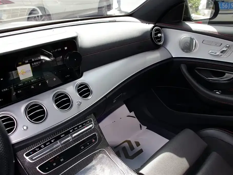 Mercedes-Benz E-Class AMG — фото 5