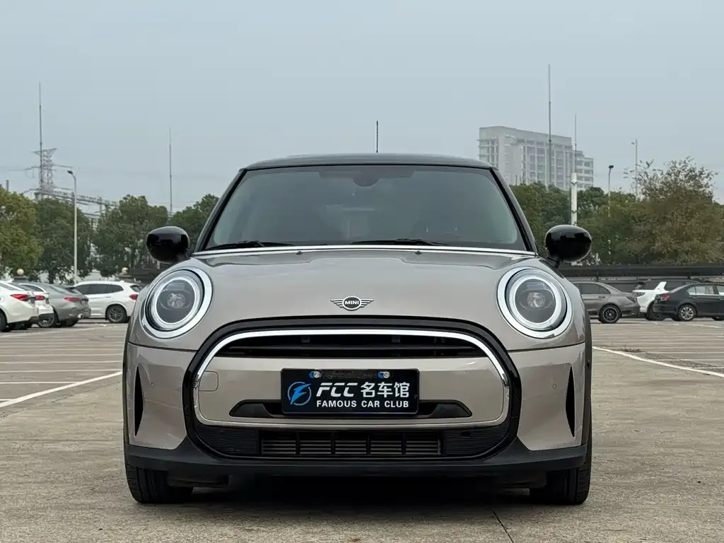 MINI Cooper (3-door) 2021 из CN, фото 2