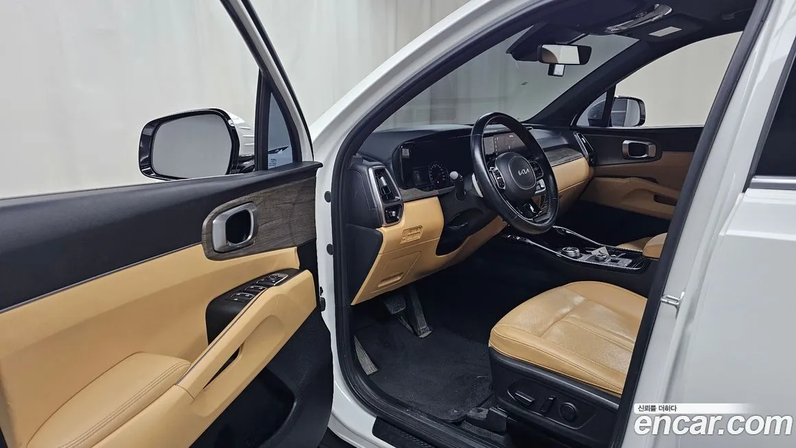 Kia Sorento — фото 10
