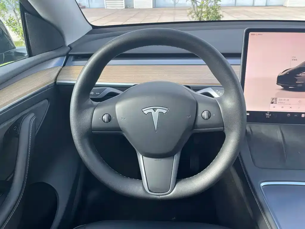 Tesla Model Y 2022 из CN, фото 9