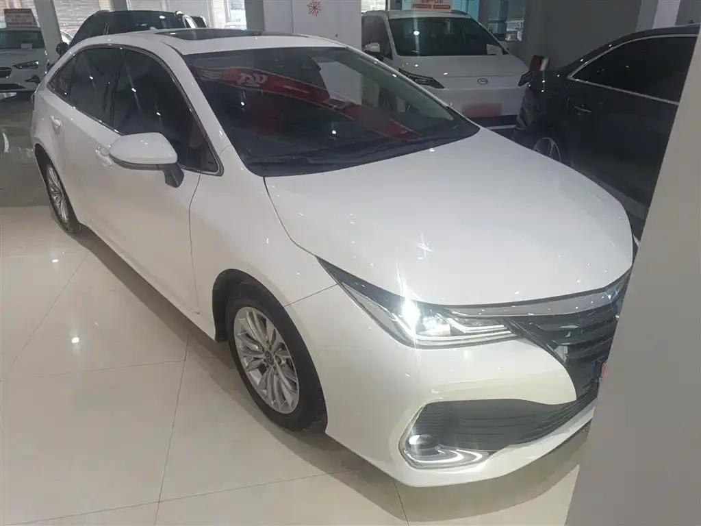 Toyota Allion — фото 4