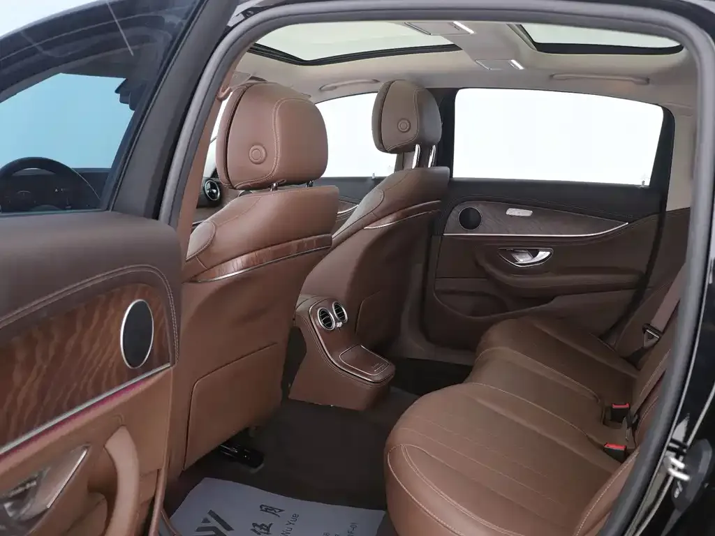 Mercedes-Benz E-Class 2023 из CN, фото 9