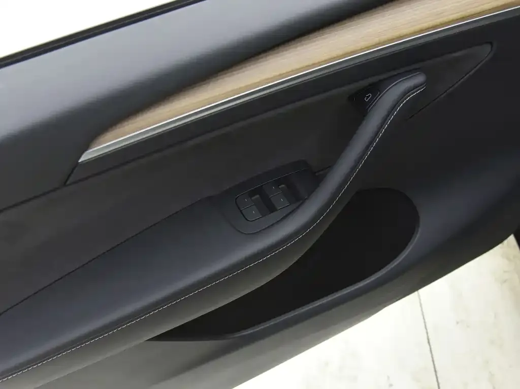 Tesla Model Y 2021 из CN, фото 8