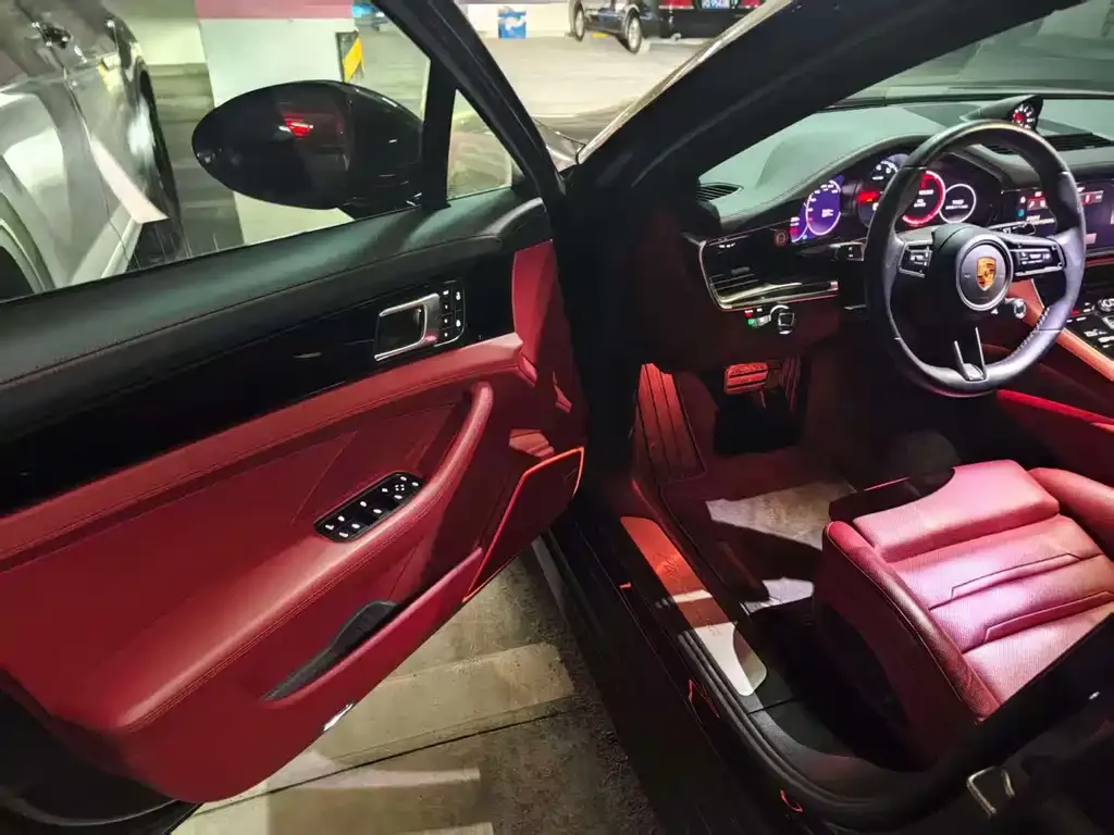Porsche Panamera 2023 из CN, фото 3
