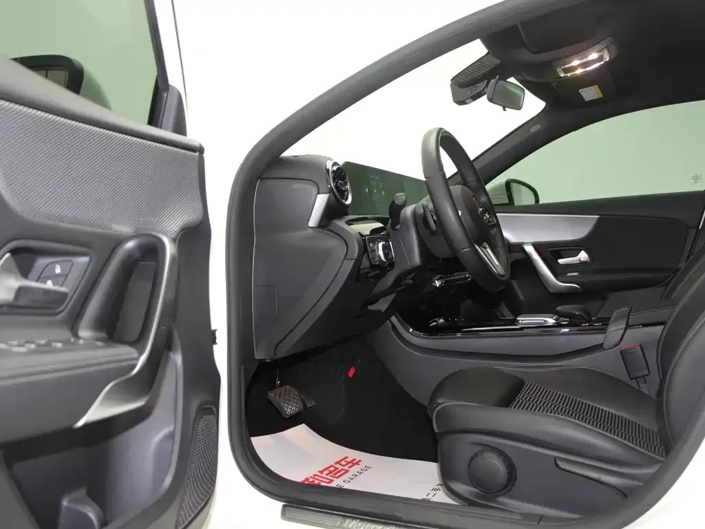 Mercedes-Benz A-Class (Import) 2022 из CN, фото 8