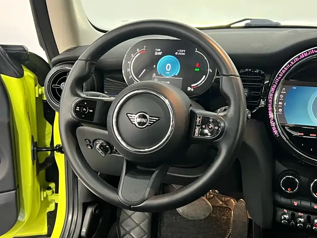 MINI Cooper (3-door) 2022 из CN, фото 10
