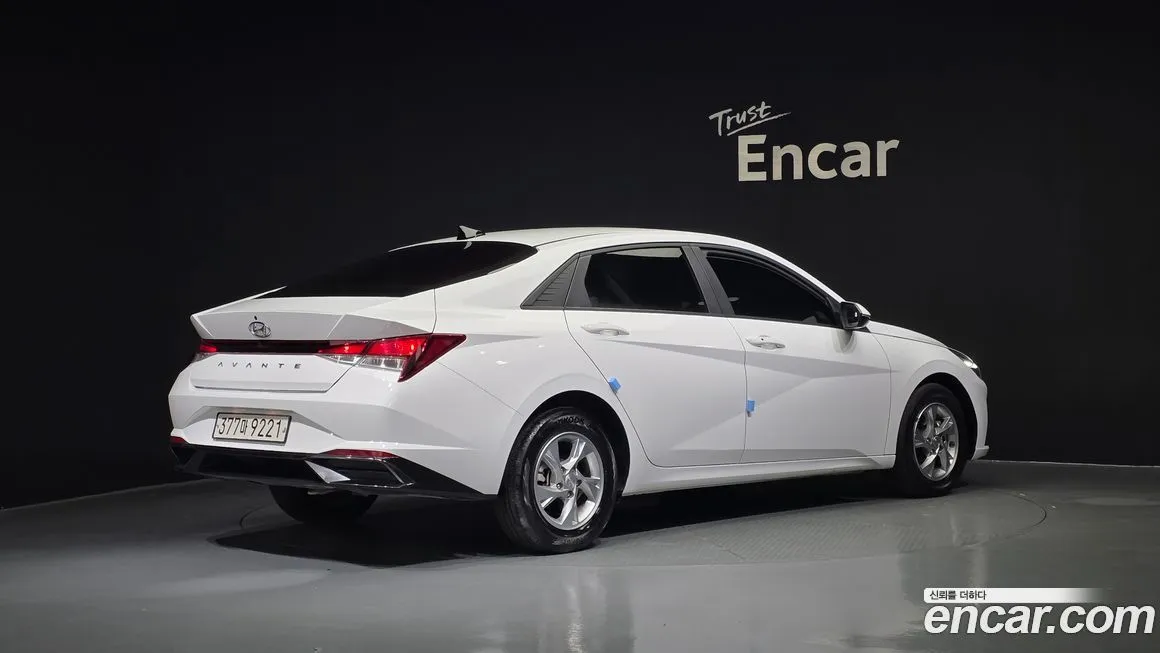 Hyundai AVANTE — фото 2