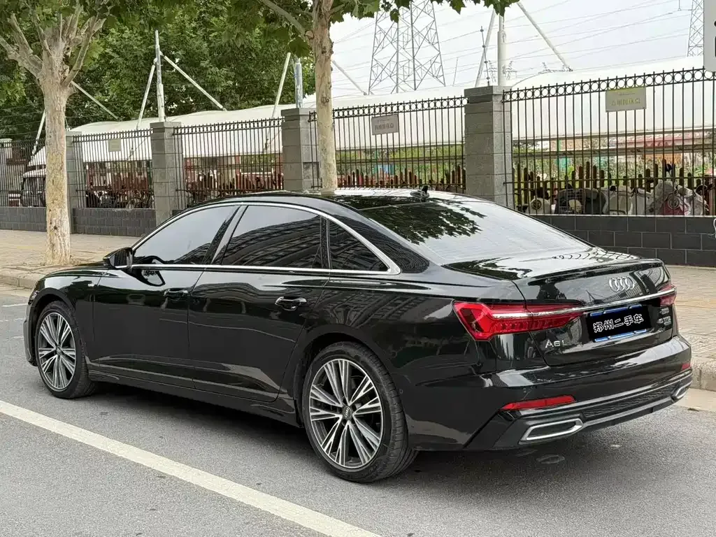 Audi A6L 2021 из CN, фото 7