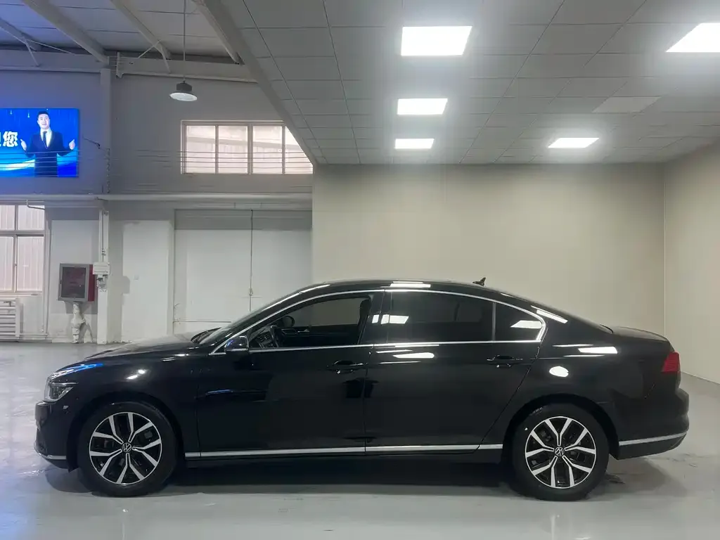 Volkswagen Magotan 2021 из CN, фото 8