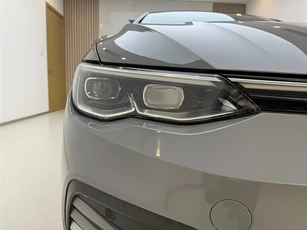 Volkswagen Golf 2021 из CN, фото 7