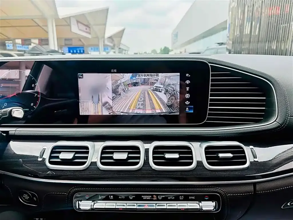 Mercedes-Benz GLS 2023 из CN, фото 10