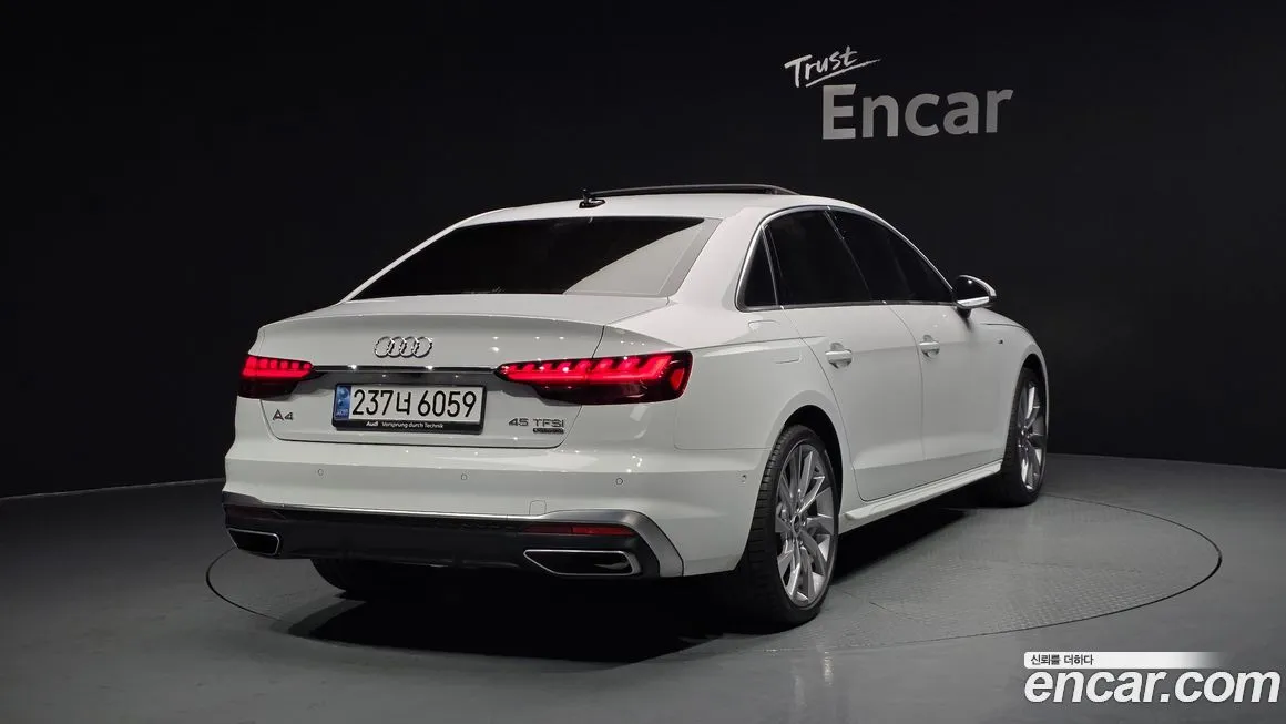 Audi A4 2023 из KR, фото 2