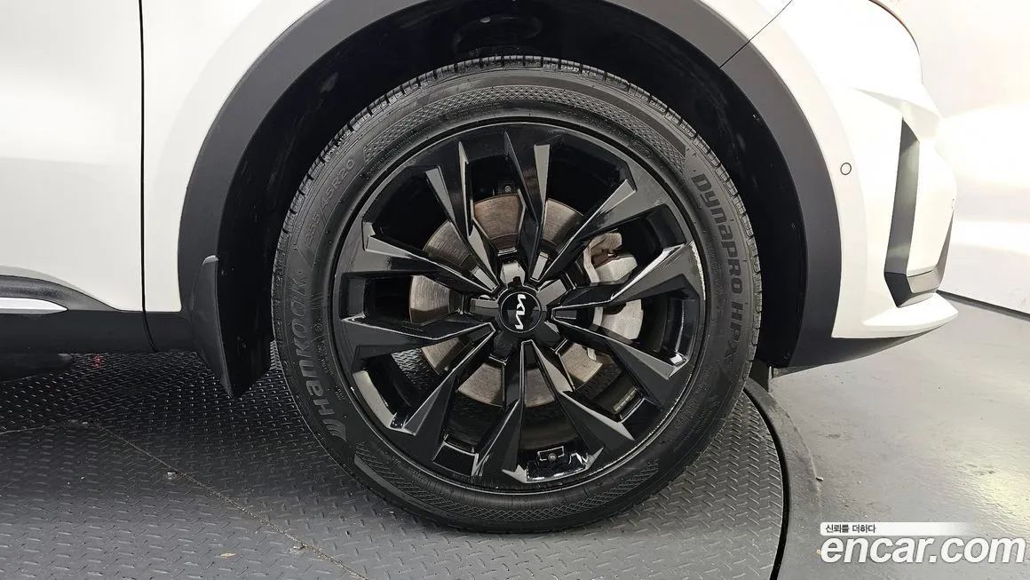 Kia Sorento — фото 5