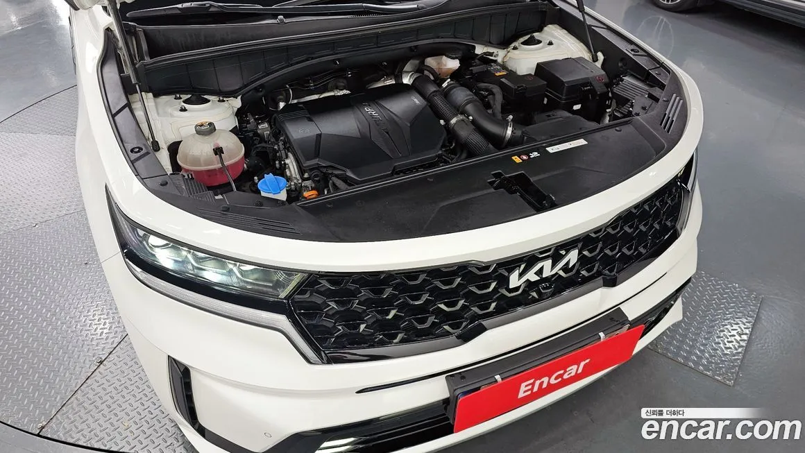 Kia Sorento — фото 6
