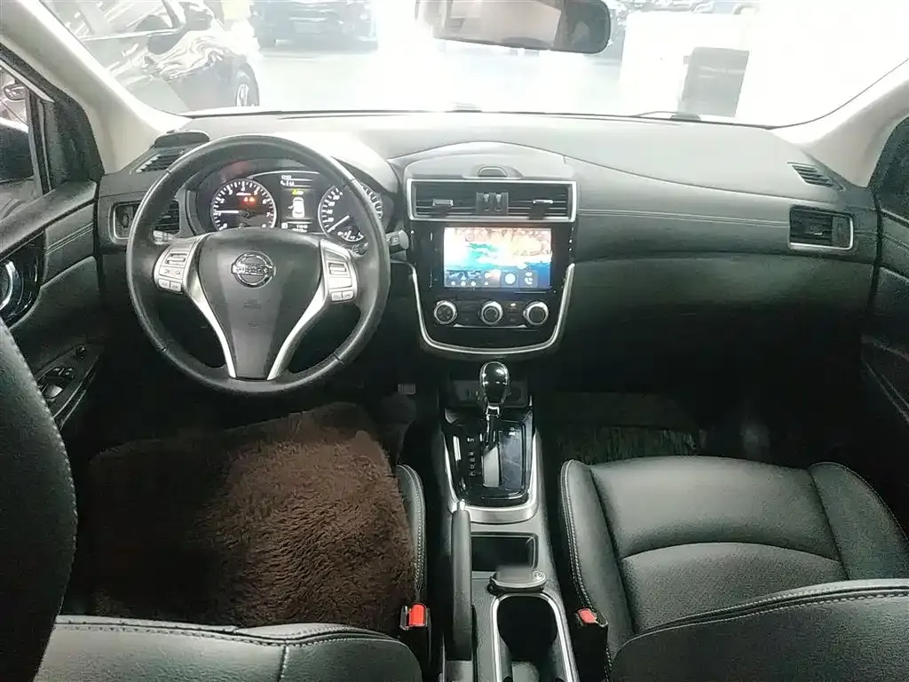 Nissan Tiida 2021 из CN, фото 10