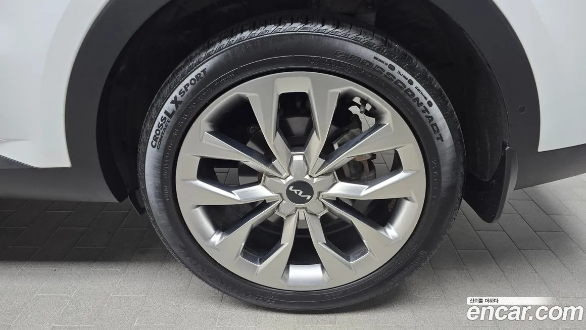 Kia Sorento — фото 5