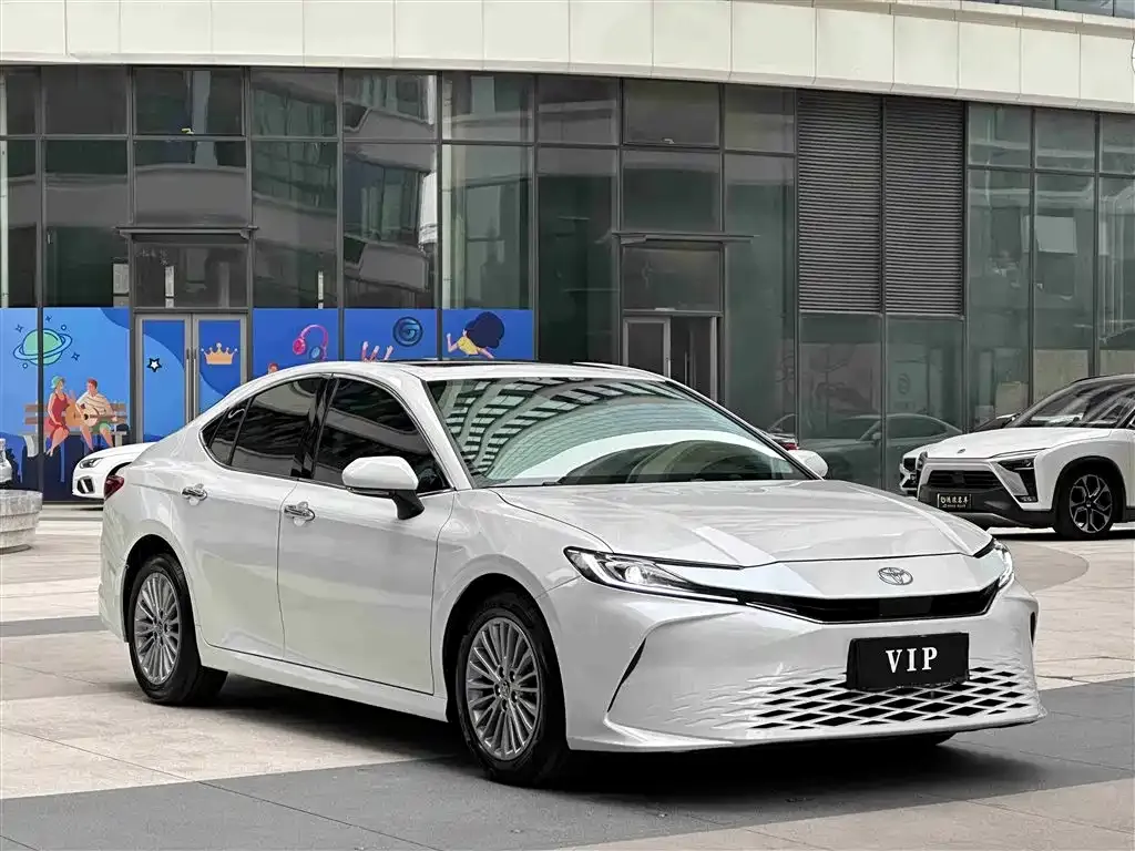 Toyota Camry 2024 из CN, фото 3