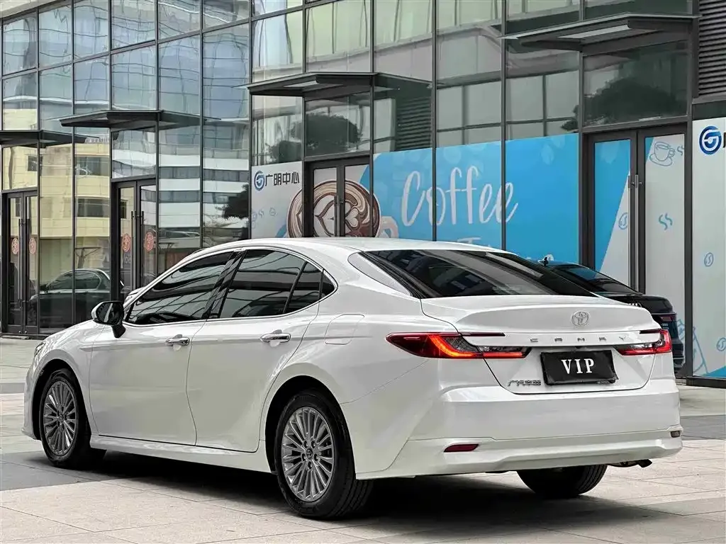 Toyota Camry 2024 из CN, фото 7