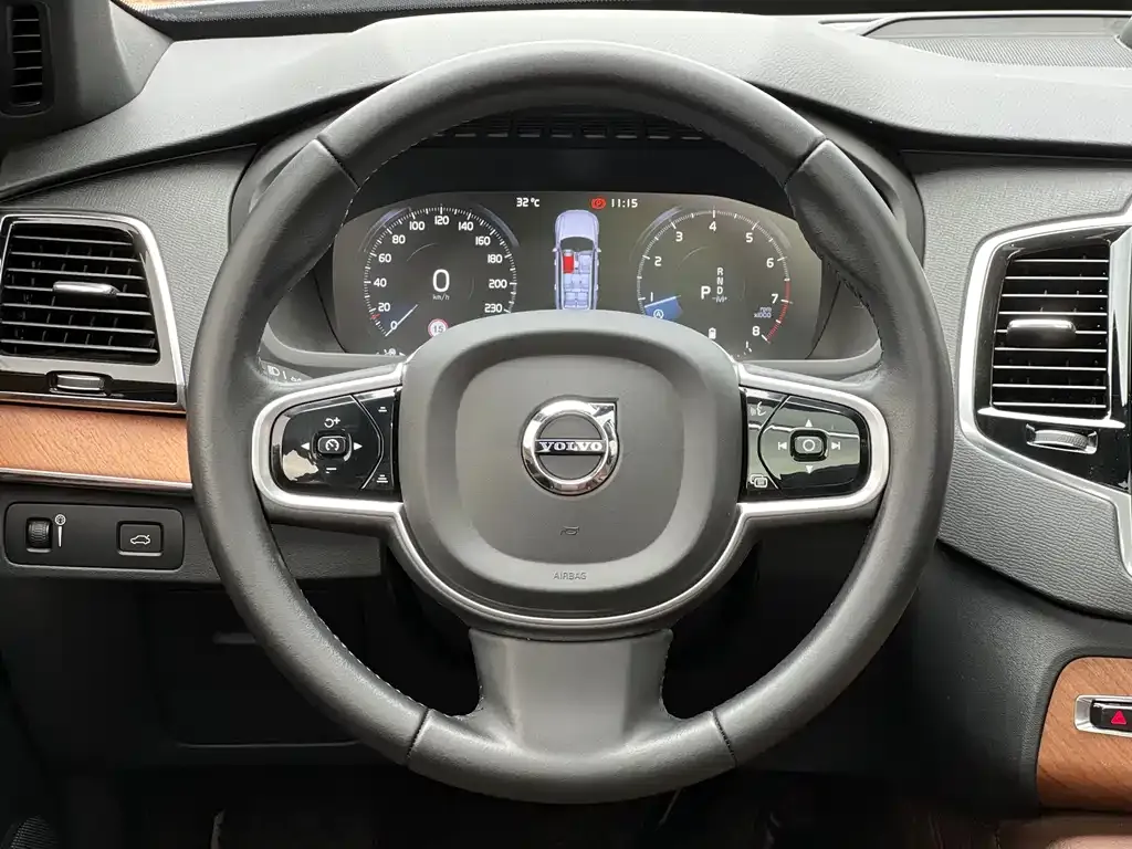 Volvo XC90 2022 из CN, фото 9