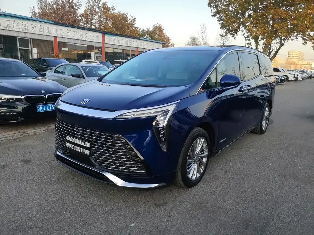Buick Century 2023 из CN, фото 1