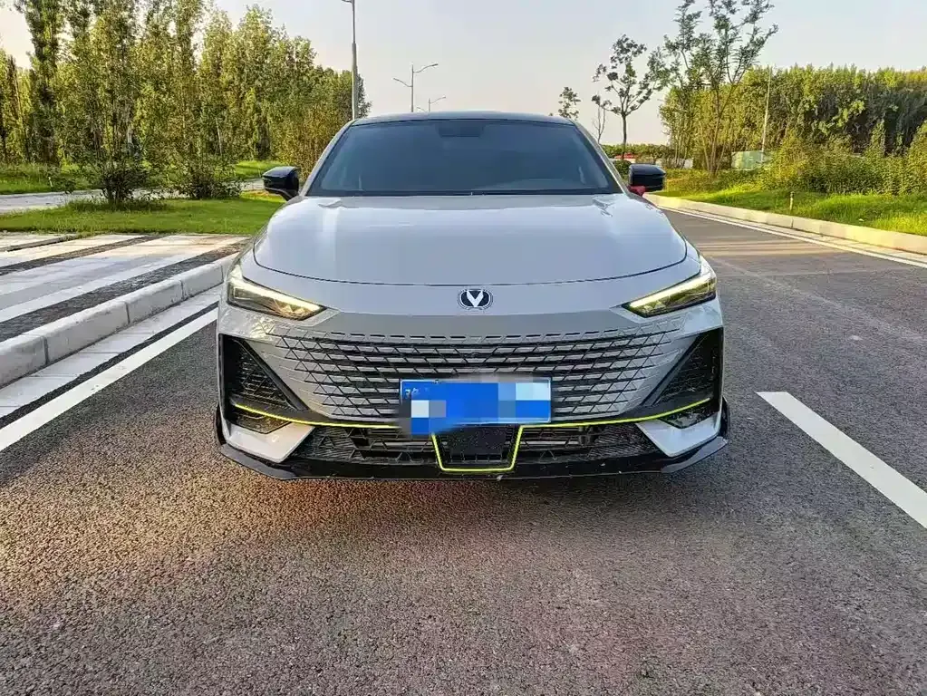 Changan UNI-V 2022 из CN, фото 2