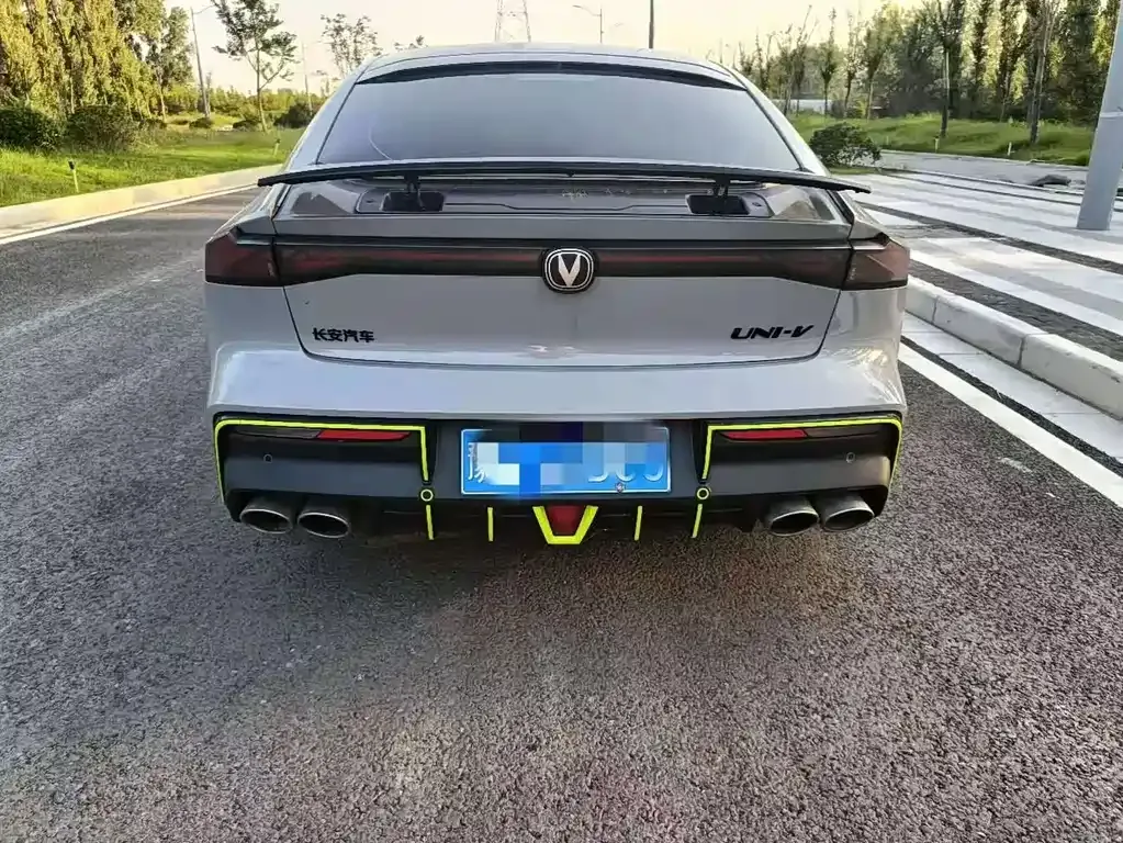 Changan UNI-V 2022 из CN, фото 8