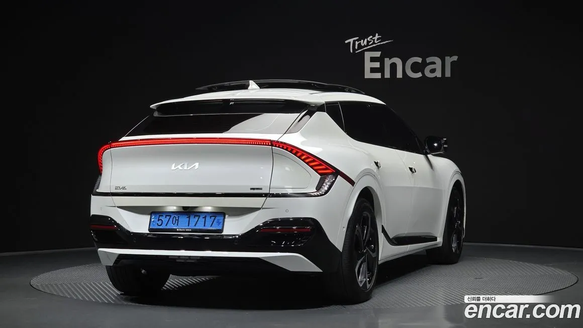 Kia EV6 — фото 2