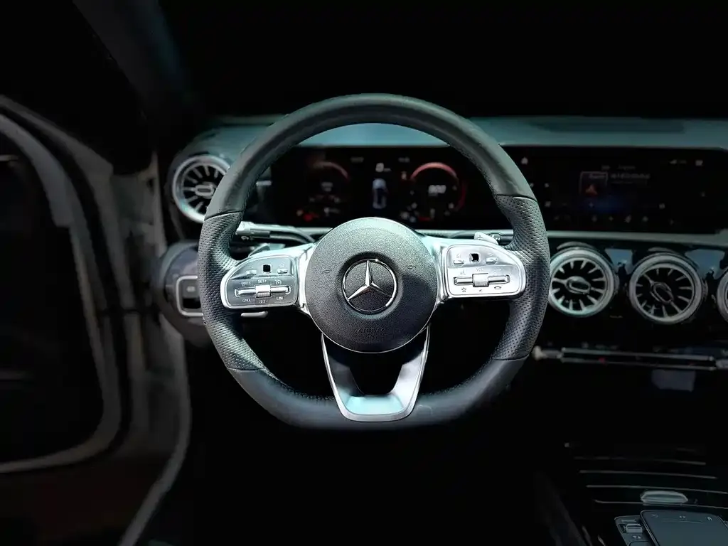 Mercedes-Benz A-Class 2022 из CN, фото 3