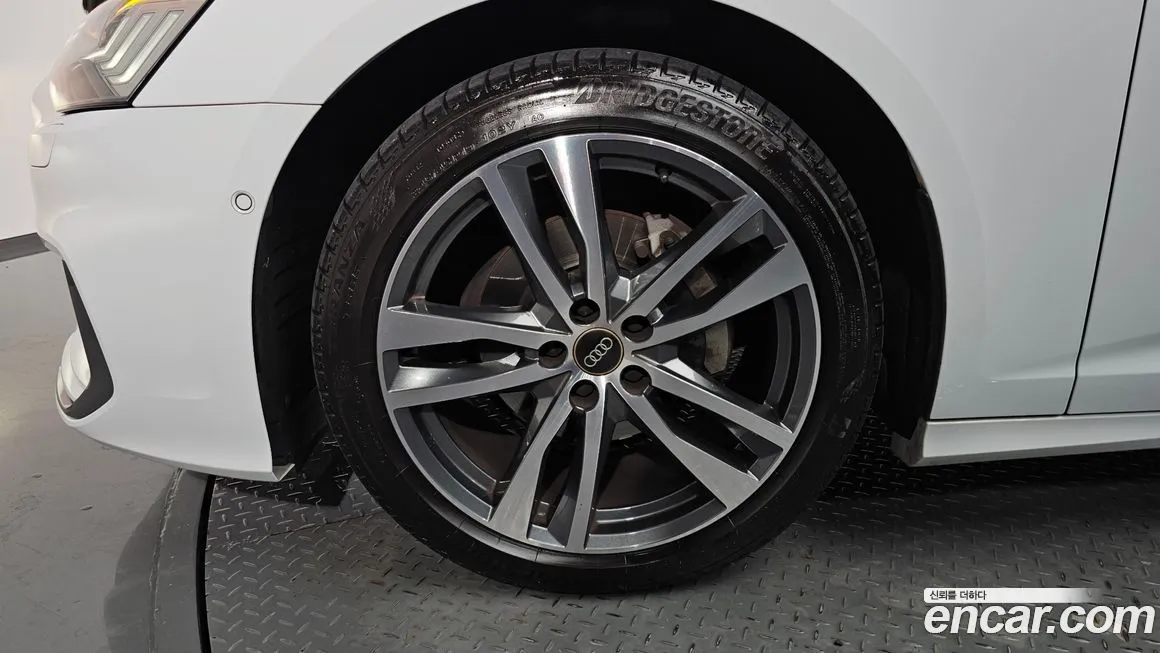Audi A6 2023 из KR, фото 4