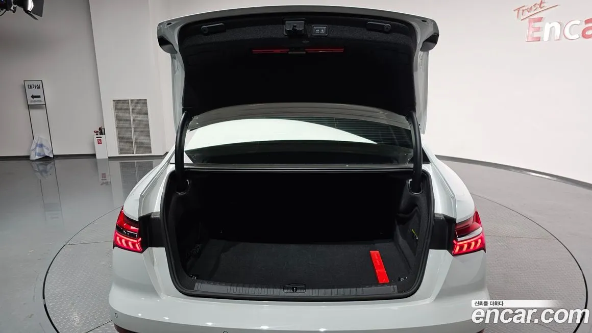 Audi A6 2023 из KR, фото 6