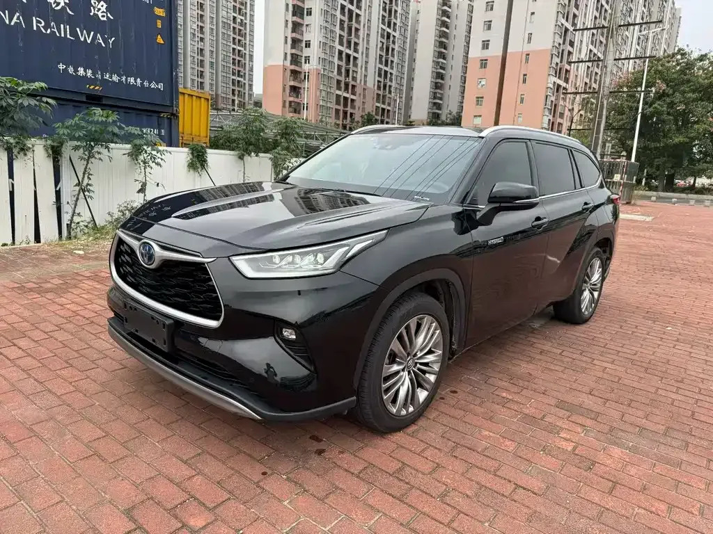 Toyota Highlander 2021 из CN, фото 1