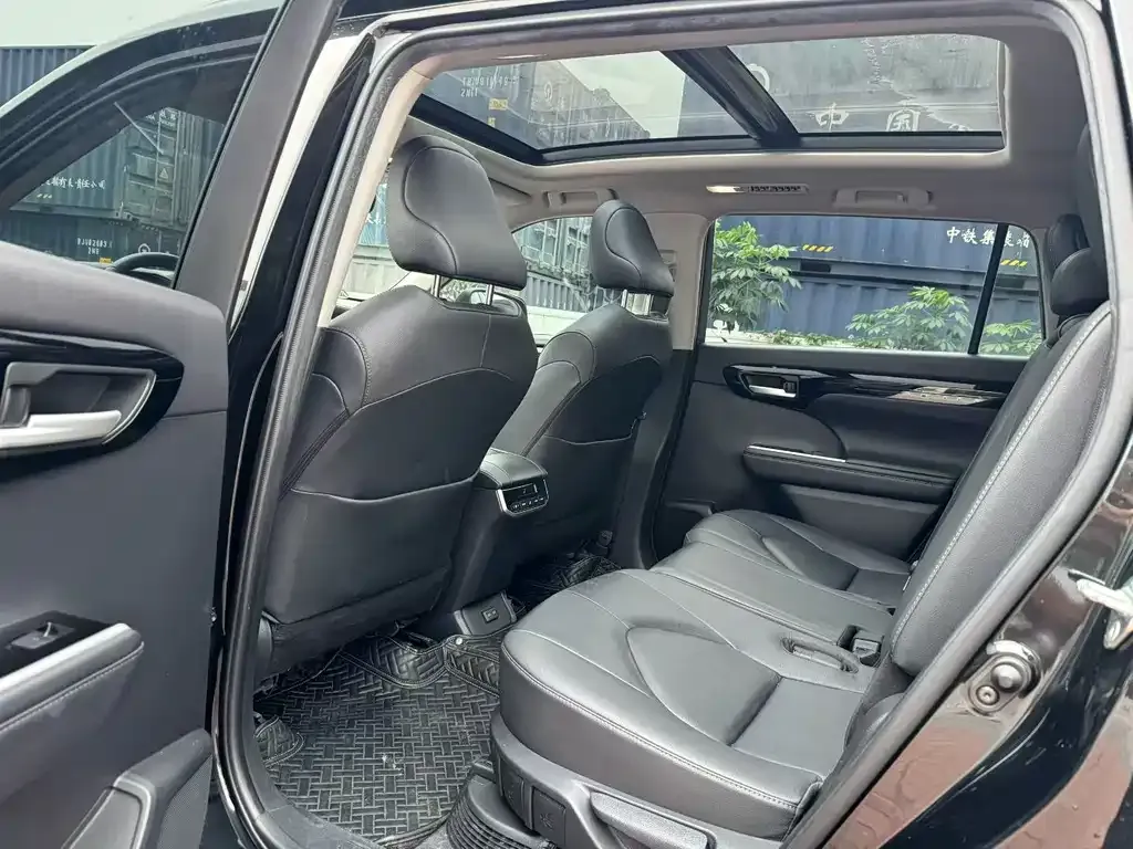 Toyota Highlander 2021 из CN, фото 5
