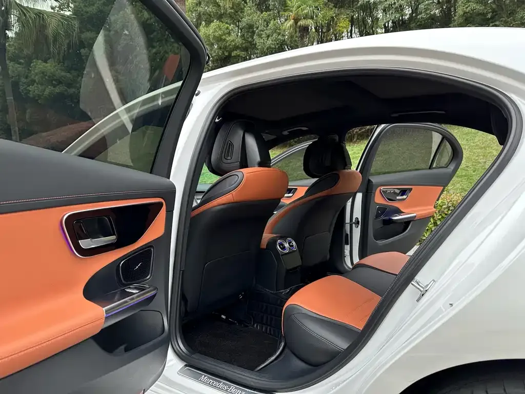 Mercedes-Benz C-Class 2023 из CN, фото 9