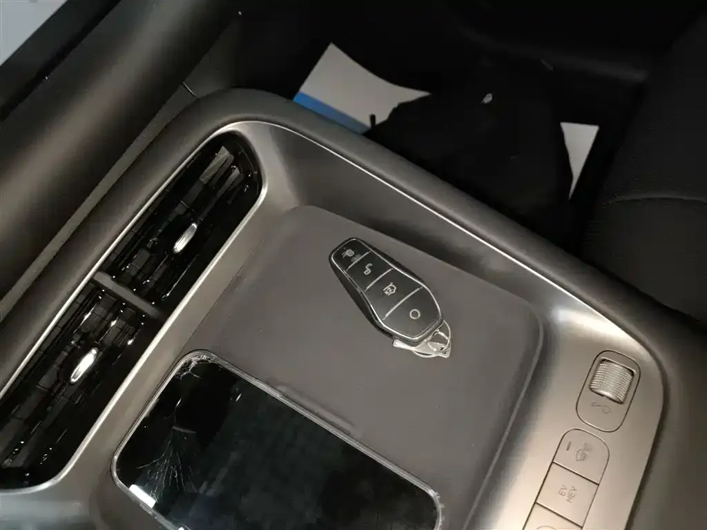 BYD Hiace 06 2025 из CN, фото 9