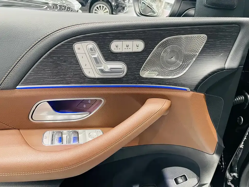 Mercedes-Benz GLS 2024 из CN, фото 8