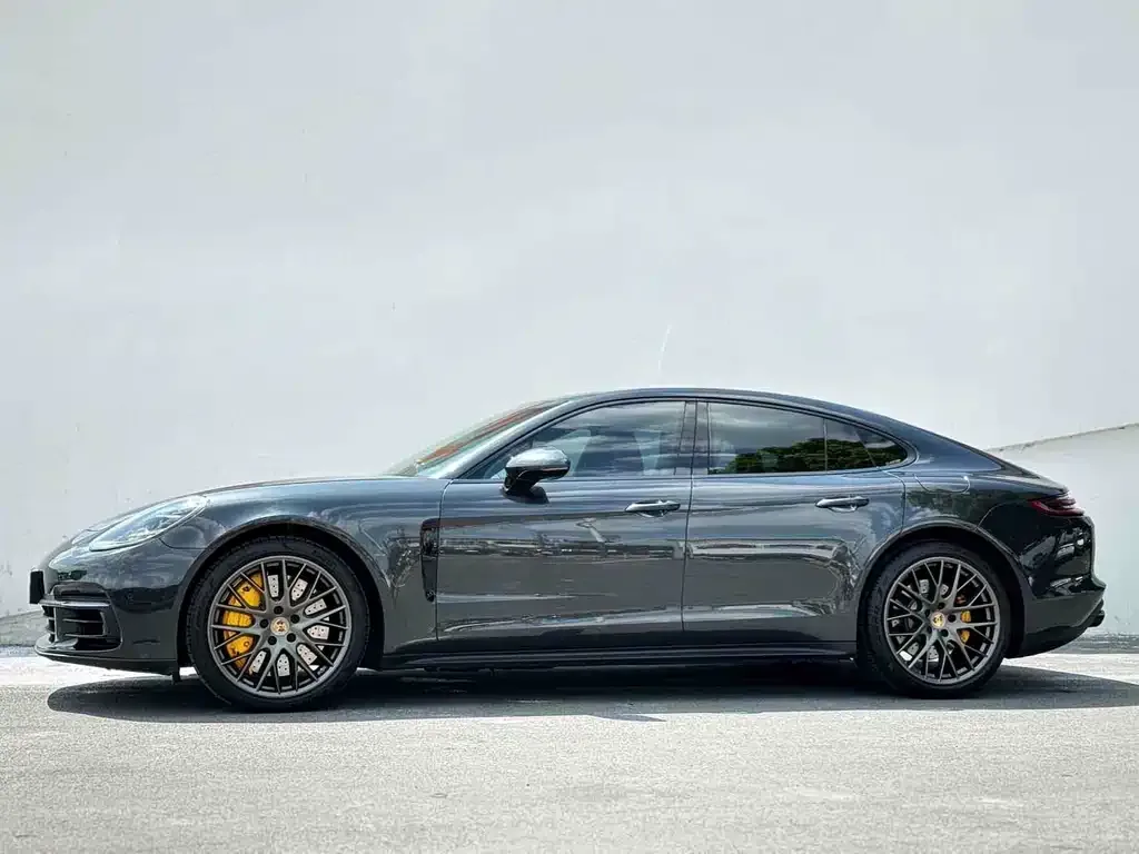 Porsche Panamera Hybrid 2021 из CN, фото 3