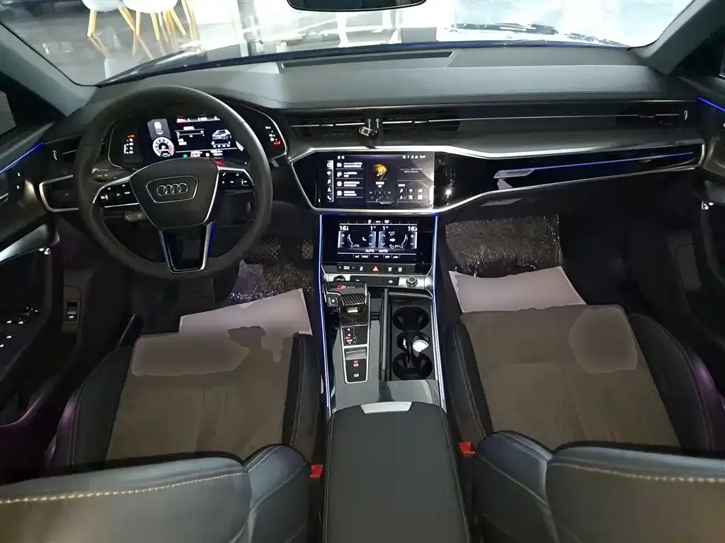 Audi A6L 2022 из CN, фото 10
