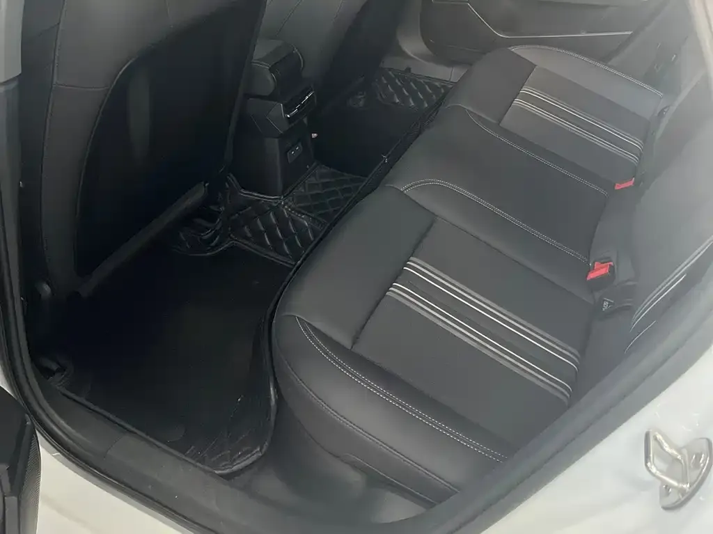 Audi A3 2023 из CN, фото 10