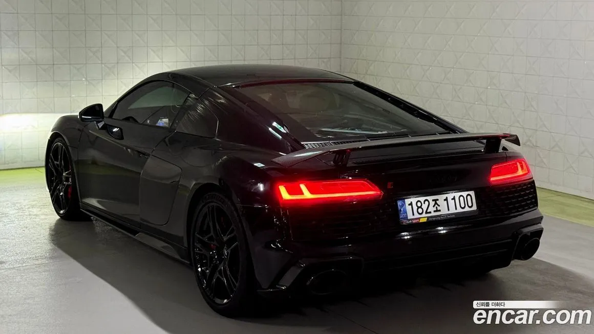 Audi R8 2021 из KR, фото 7