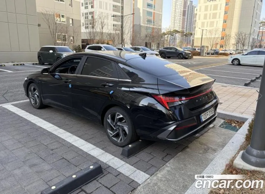 Hyundai AVANTE — фото 2