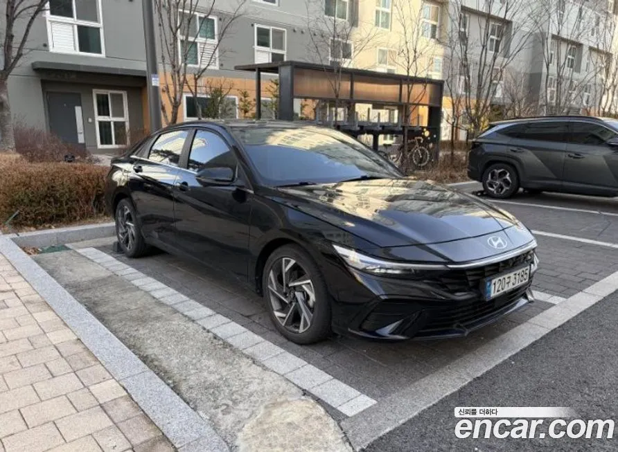 Hyundai AVANTE — фото 3