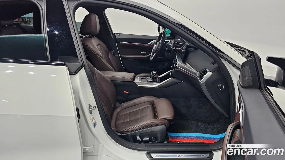 BMW i4 — фото 10