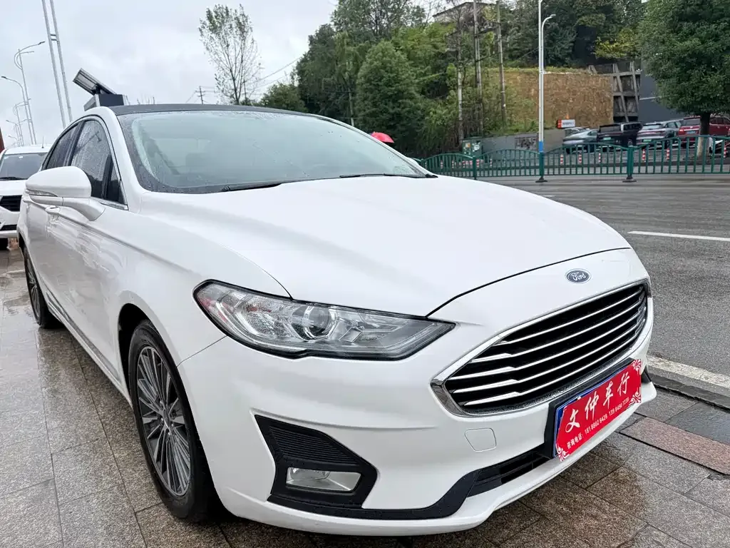Ford Mondeo 2022 из CN, фото 3