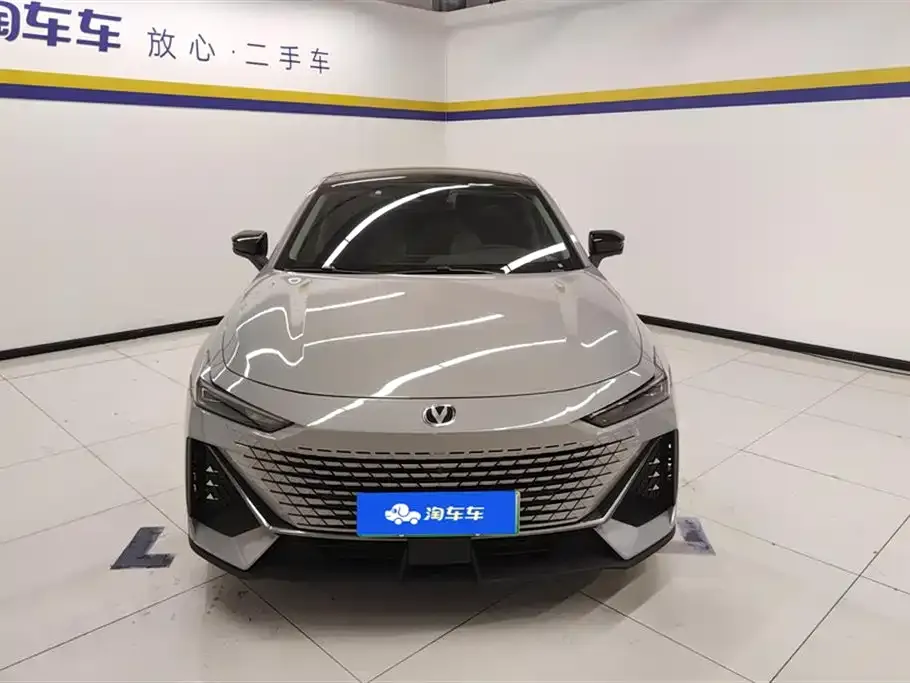 Changan UNI-V iDD 2023 из CN, фото 2